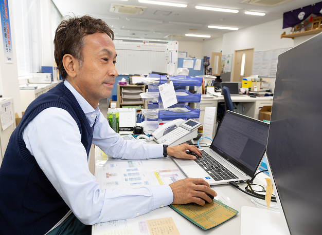 株式会社山電の社員の写真